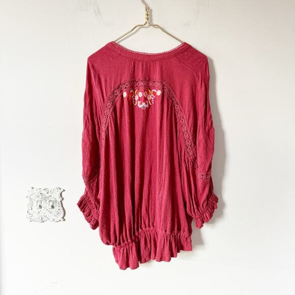 Free People Serafina Embroidered Floral Crochet Boho Top in Sangria Combo S - Picture 8 of 9